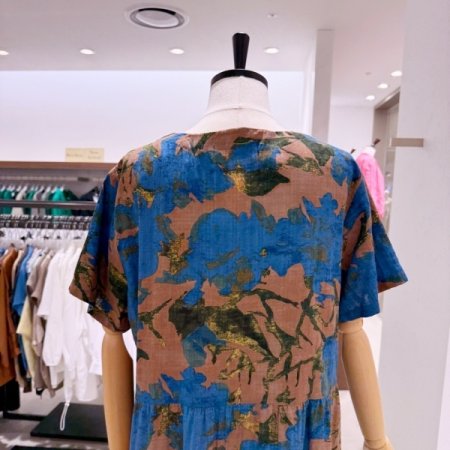 브이 프린팅 원피스