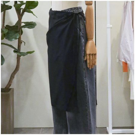 로빈레이어드스커트