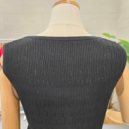 큐빅라인민소매니트