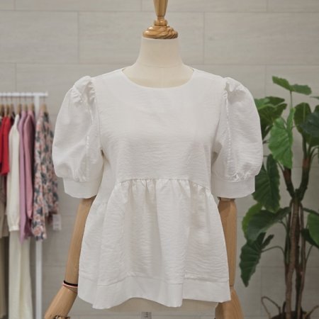 니아퍼프소매블라우스