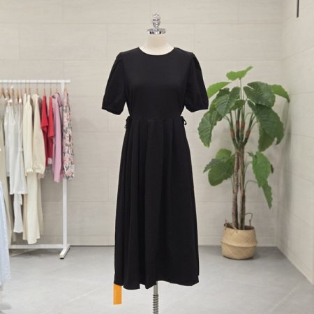 무지헨리넥퍼프원피스