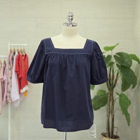 스티치배색반팔블라우스