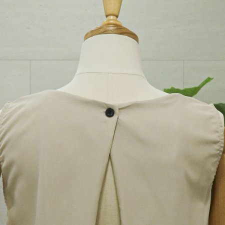 맥시롱민소매뒤트임원피스