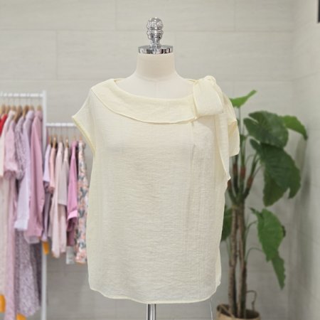 스완리본끈민소매블라우스