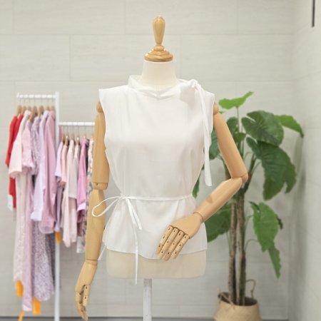 타이끈민소매블라우스