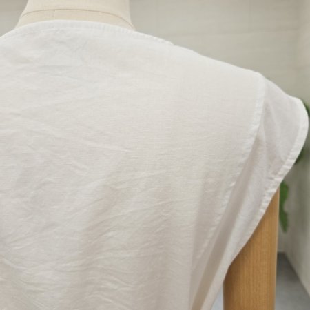 벨티드스카프민소매블라우스