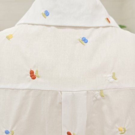 튤립자수반팔블라우스