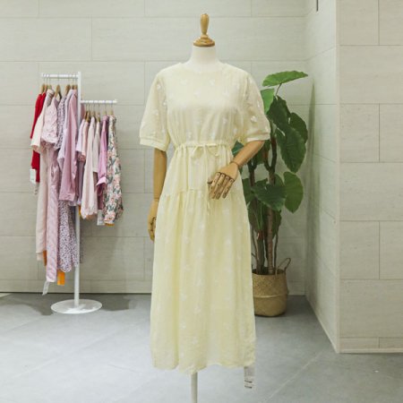 애나벨라운드반팔원피스