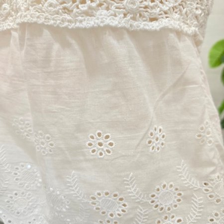 모티브민소매블라우스