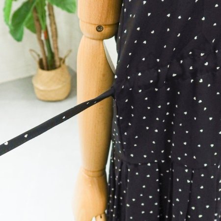 잔하트핀턱스트링원피스