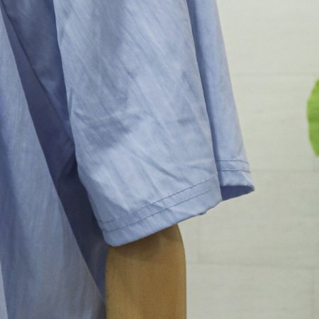 배색나그랑반팔블라우스