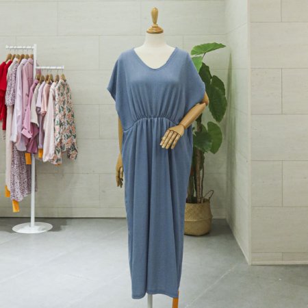 보잉브이넥셔링원피스