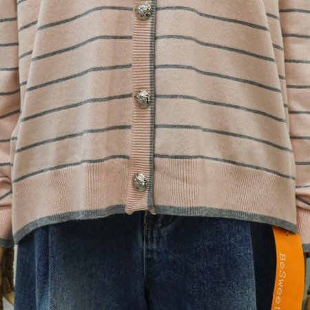 레이블브이넥가디건