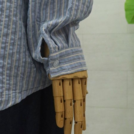 스트라이프긴팔셔츠