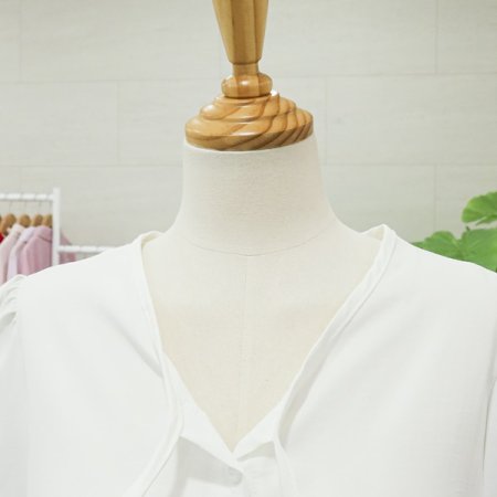 티온이중프릴블라우스