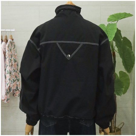 스티치포켓윈드자켓