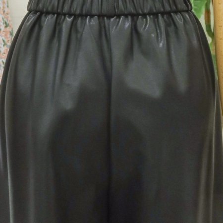 레더버뮤다팬츠