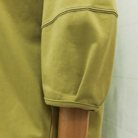 스티치퍼프소매티셔츠