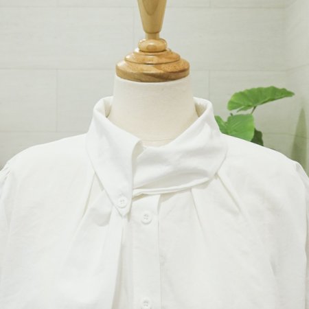 타이긴팔블라우스