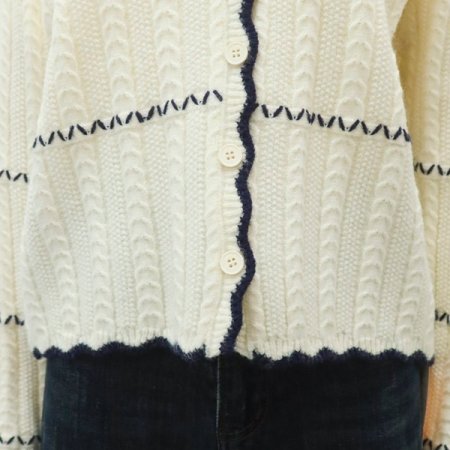 물결자수긴팔가디건