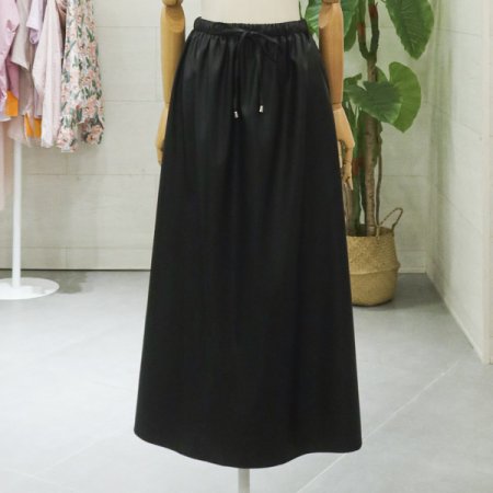 레아밴딩레더롱스커트