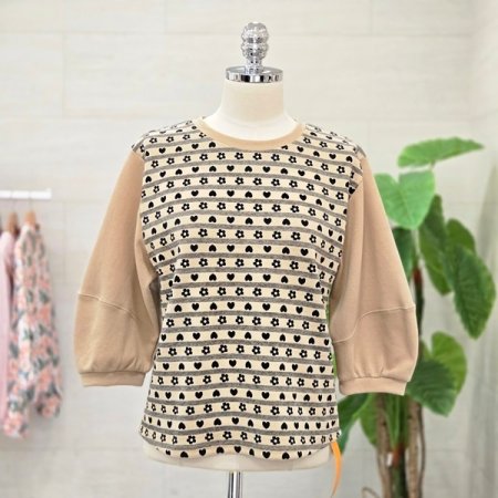 타니블라우스티셔츠