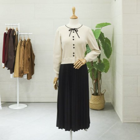 큐티리본플리츠원피스