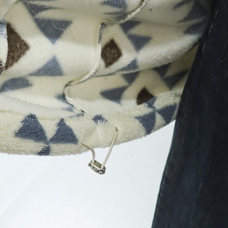 노르딕박시후리스점퍼