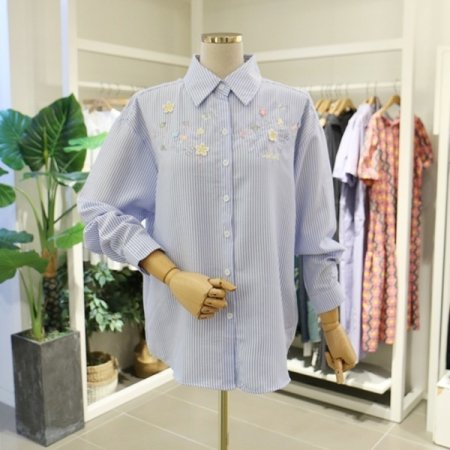 꽃자수스트라이프셔츠블라우스