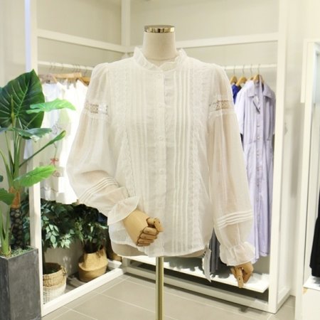 프릴넥핀턱블라우스