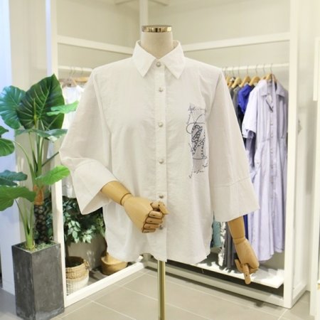 엠큐빅셔츠블라우스