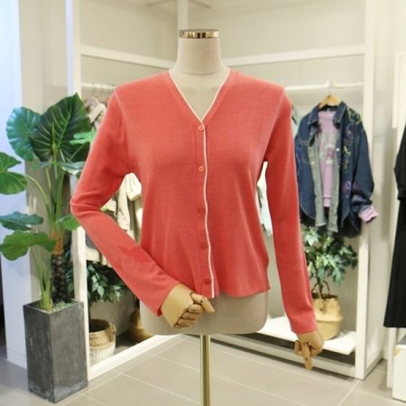 퐁당배색가디건