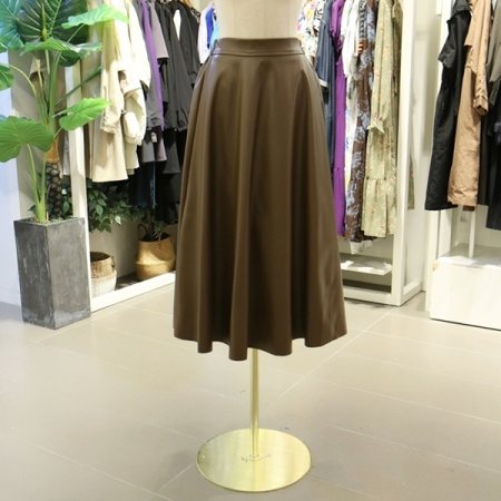 레더플레어스커트