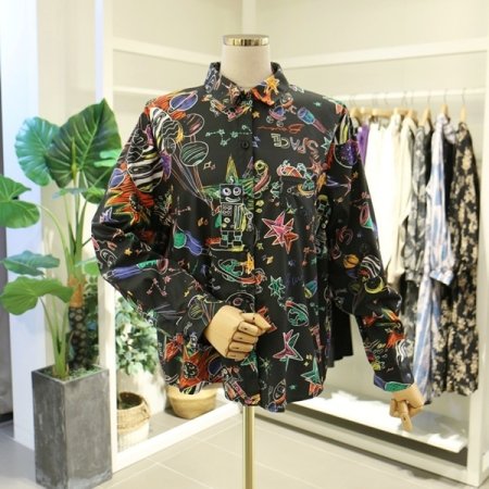 우주남방블라우스