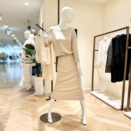 울티모 허리 밴딩 텐셩 롱 원피스