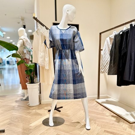 울티모 린넨 그라데이션 체크 원피스