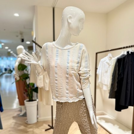 파스텔 포켓 라운드넥 블라우스