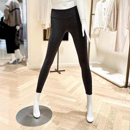 스티치 디테일 레깅스