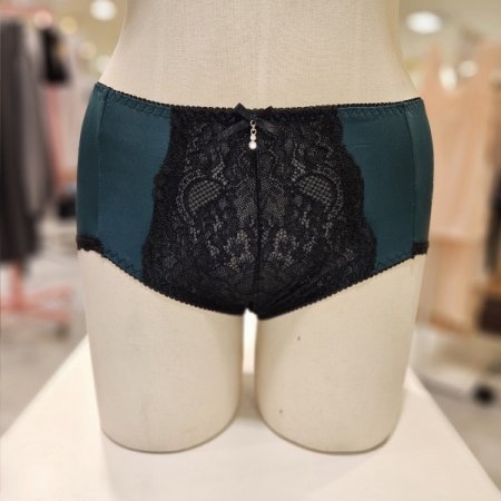 앞 블랙레이스 배색 삼각팬티