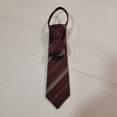 와인 스트라이프 지퍼 넥타이