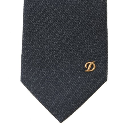 깔끔한 조직감이 돋보이는 솔리드타이