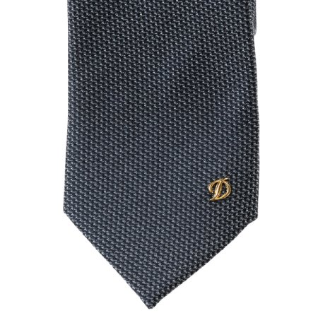 입체적인 조직감이 돋보이는 타이