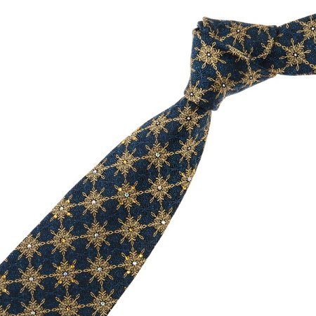 골드빛 클래식 문양의 고가큐빅타이