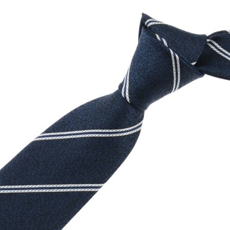 화이트라인이 배색된 스트라이프타이