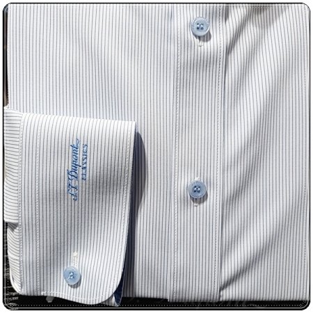 스트레치 소재의 핀스트라이프 원단셔츠