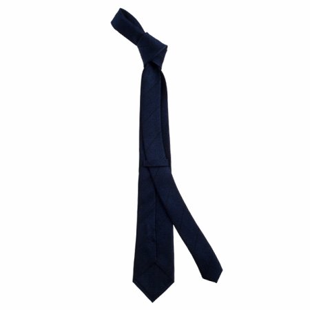 솔리드 라이크한 디자인의 스트라이프