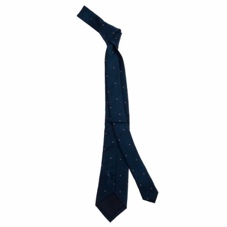 컬러 포인트가 돋보이는 올오버 타이