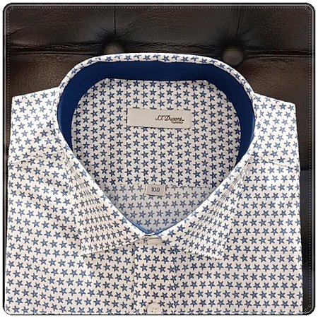 불가사리 모티브패턴을 프린트한 셔츠