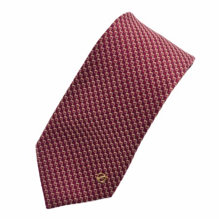 기하학 패턴이 돋보이는 순금사타이