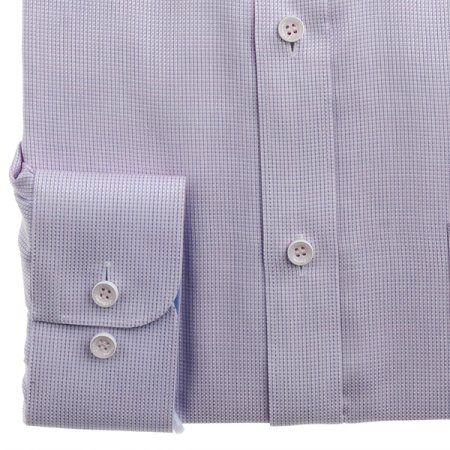 은은한 컬러감이 특징인 비지니스셔츠